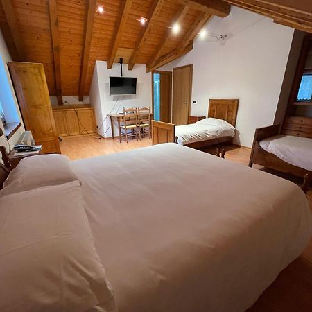 Albergo Nuoitas Forni di Sopra Exterior photo
